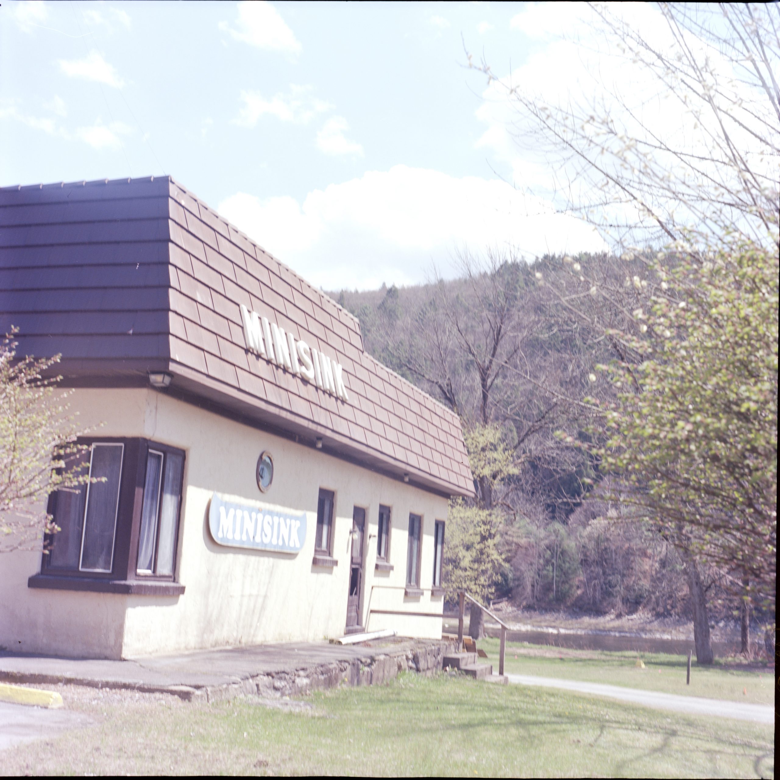 Minisink in Spring. Photo by Krystal Grow, 2021